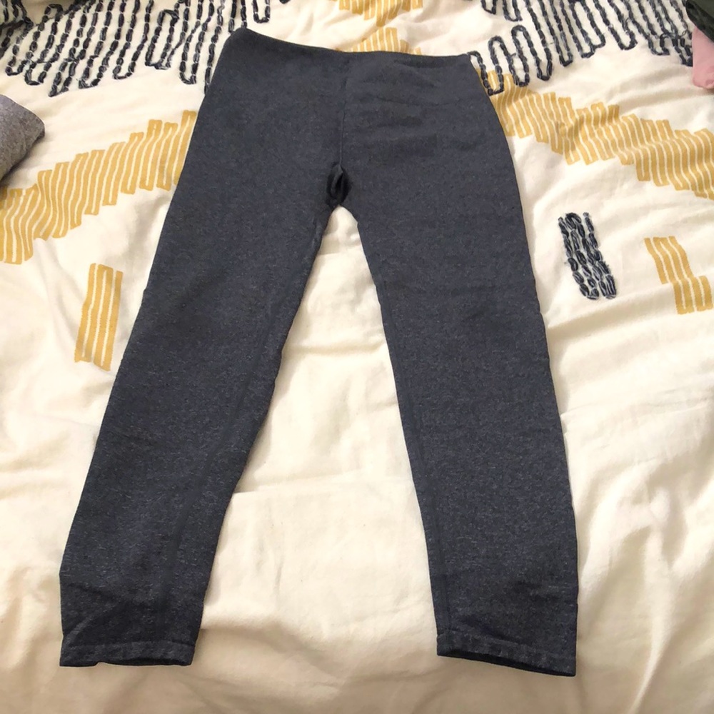 Dark grey fabletics leggings
